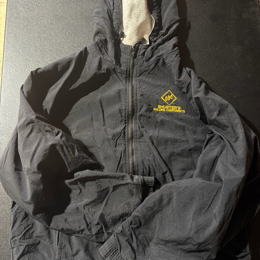 Black Luna Pier Women's Hooded Jacket
Logo SBC